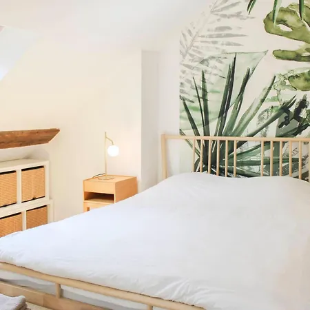 Appartamento Bright Just Steps From The Marais Parigi