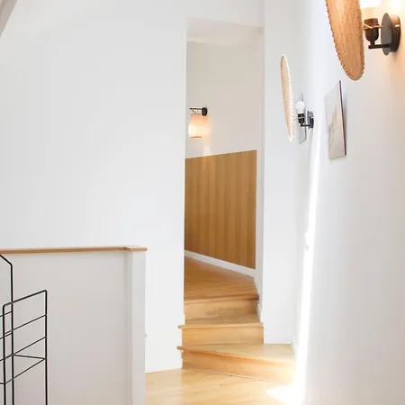 Apartment Beautiful Bright Near The Marais Paris