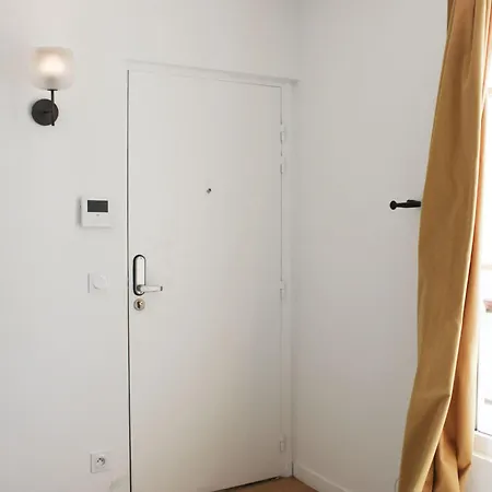 Apartment Beautiful Bright Near The Marais *