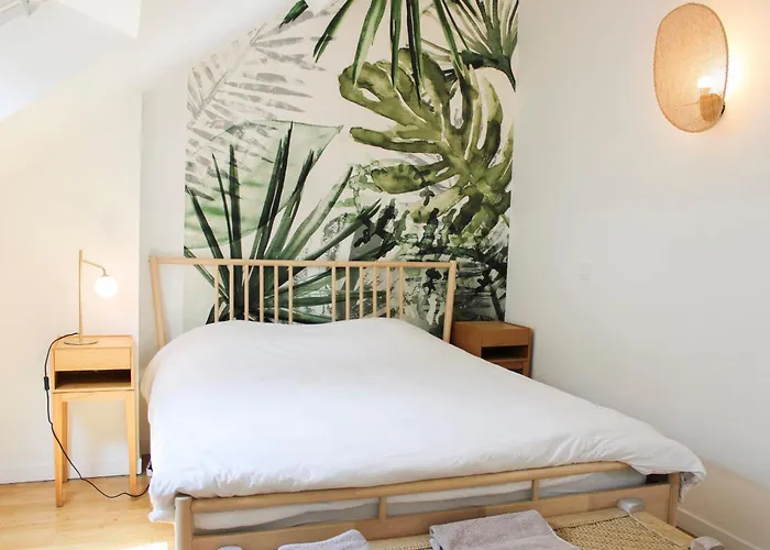 Apartment Bright Just Steps From The Marais Paris