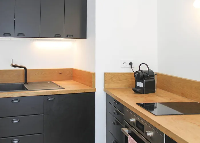 Apartment Bright Just Steps From The Marais